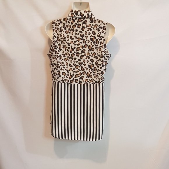 Lily Moss sleeveless blouse - Picture 2 of 4